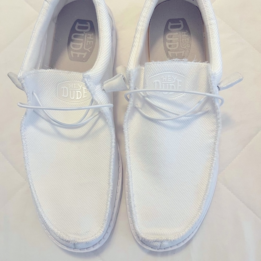 2 pairs of Hey Dude Men's White Casual Shoes
Price is for both pairs together!!